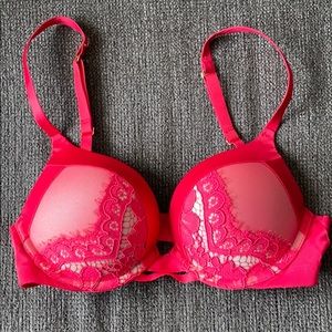 Limited edition Victoria secret bombshell bra